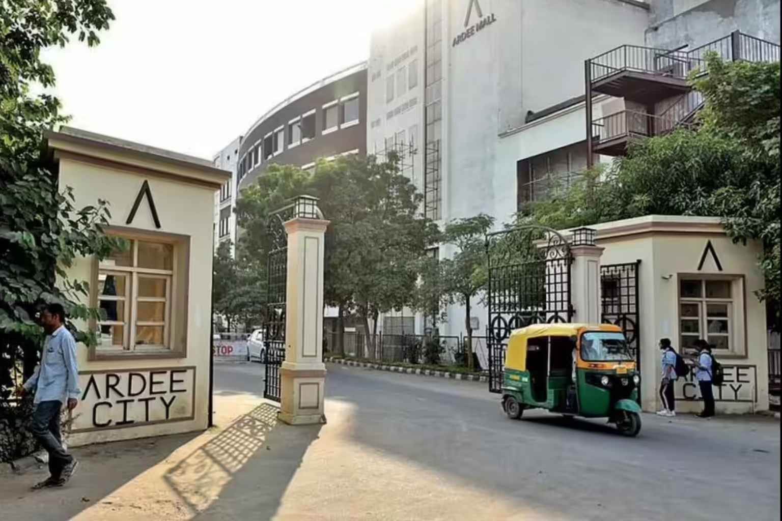 ardee city gate no 2